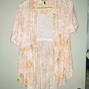 Anthropologie floral tapered button up blouse